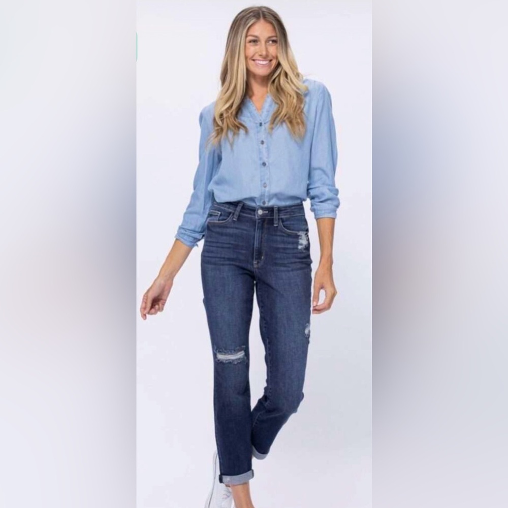 Judy Blue Dark Blue Distressed Boyfriend Jeans